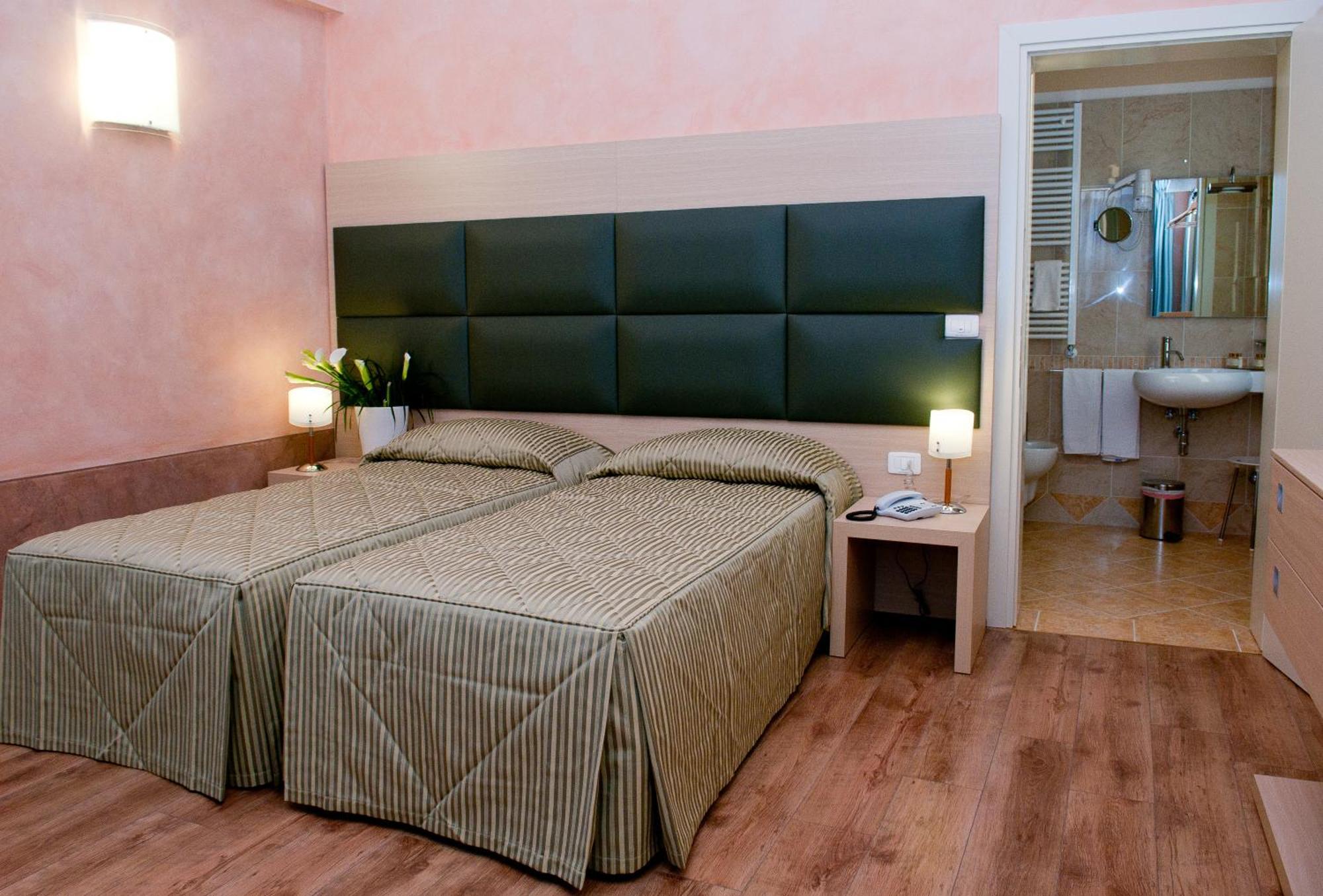 Hotel Villa Maternini Vazzola Pokoj fotografie