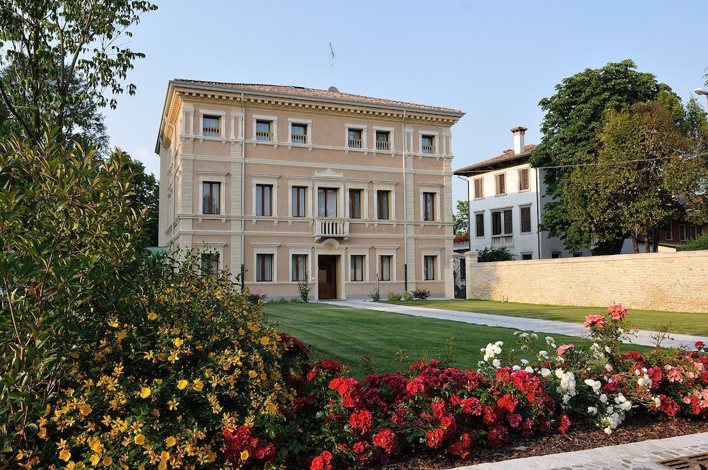 Hotel Villa Maternini Vazzola Exteriér fotografie