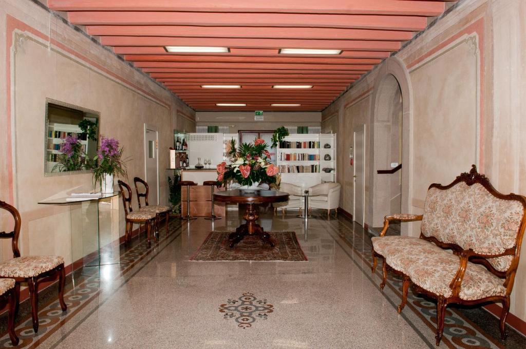 Hotel Villa Maternini Vazzola Exteriér fotografie